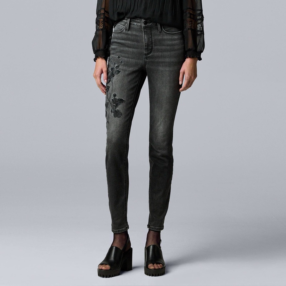 Simply Vera 🦢 Vera Wang Powerstretch Flocked Skinny Jeans